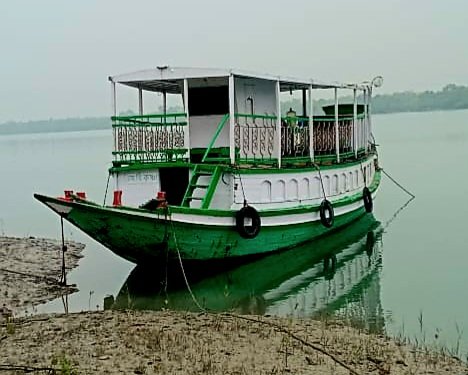 sundarban Premium Deluxe Package boat